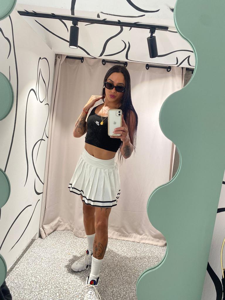 647466474: Travesti en Gerona