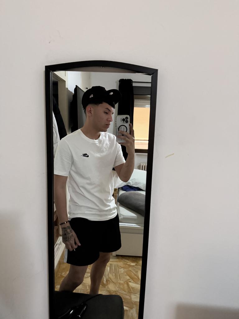 641819478: Chico busca chica en Alicante