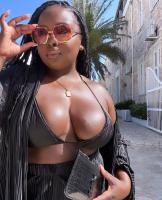 632490769: Chica busca chico en Gerona