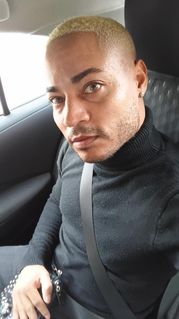 Chico busca chica en Valencia: 