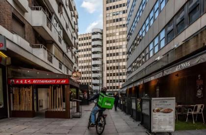 672563610:  en Madrid