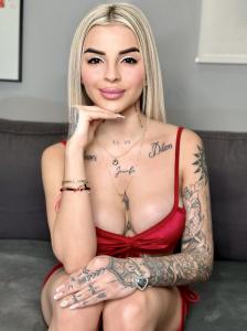 603900435: Chica busca chico en Barcelona