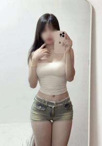687308721: Chica busca chico en Madrid