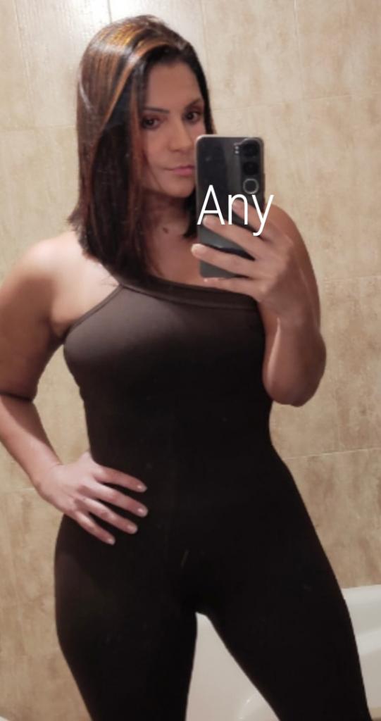 624463122: Chica busca chico en La Coruña