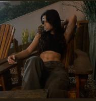 607545907: Chica busca chico en Madrid