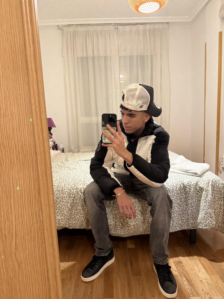 614520794: Chico busca chica en Vizcaya