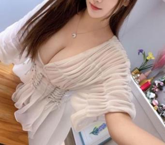 642790383: Chica busca chico en Madrid