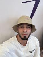 661002101: Chico busca chica en Barcelona