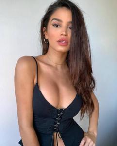 Chica busca chico en Tenerife: 