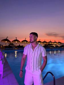 677162474: Chico busca chica en Mallorca