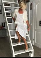 604822061: Chica busca chico en Navarra