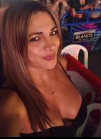 617468799: Chica busca chico en Sevilla