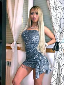 613962430: Chica busca chico en Orense