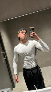 634641496: Chico busca chica en Barcelona