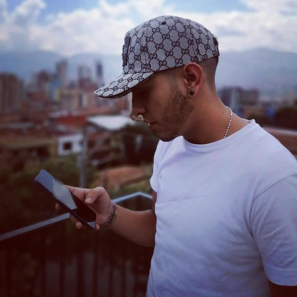 Chico busca chica en Jaén: 