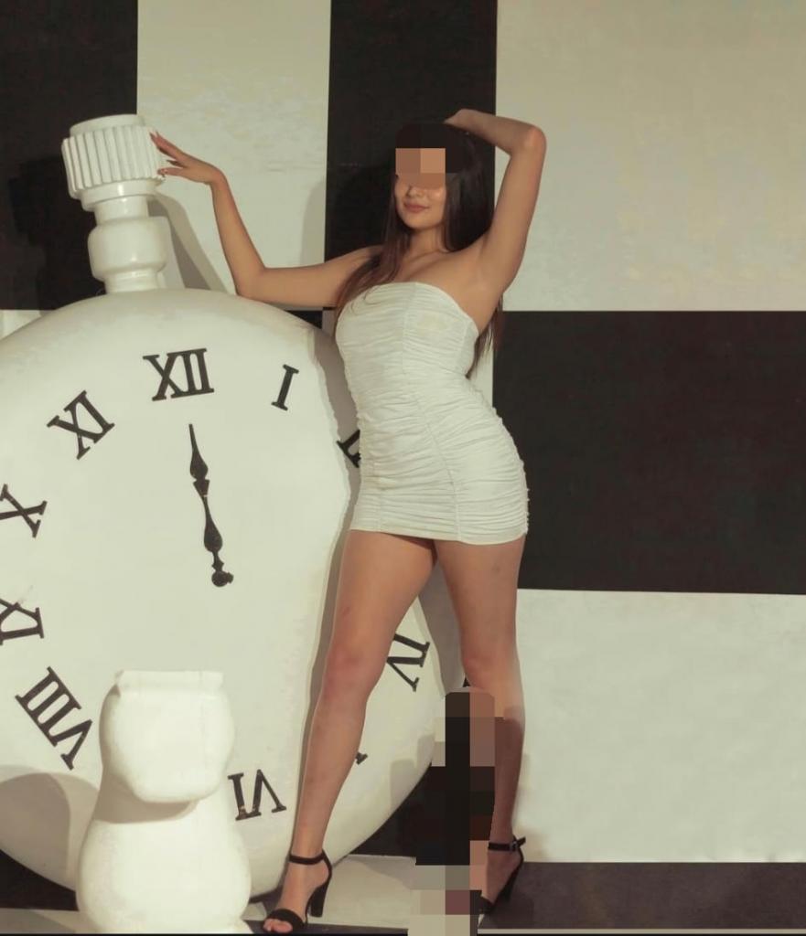 602815761: Chica busca chico en La Coruña