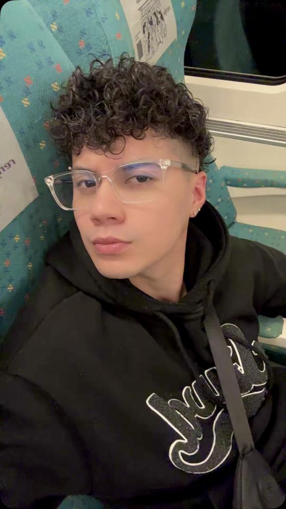 Chico busca chica en Barcelona: 