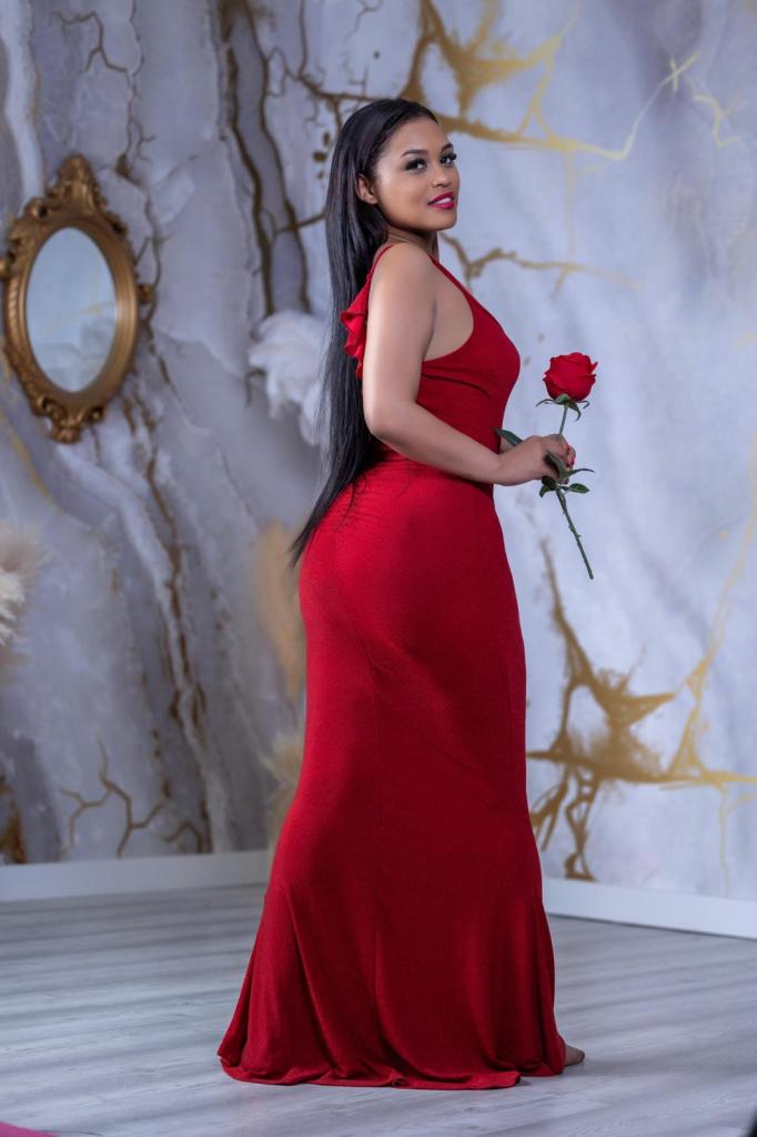 Chica busca chico en Barcelona: Chica busca chico