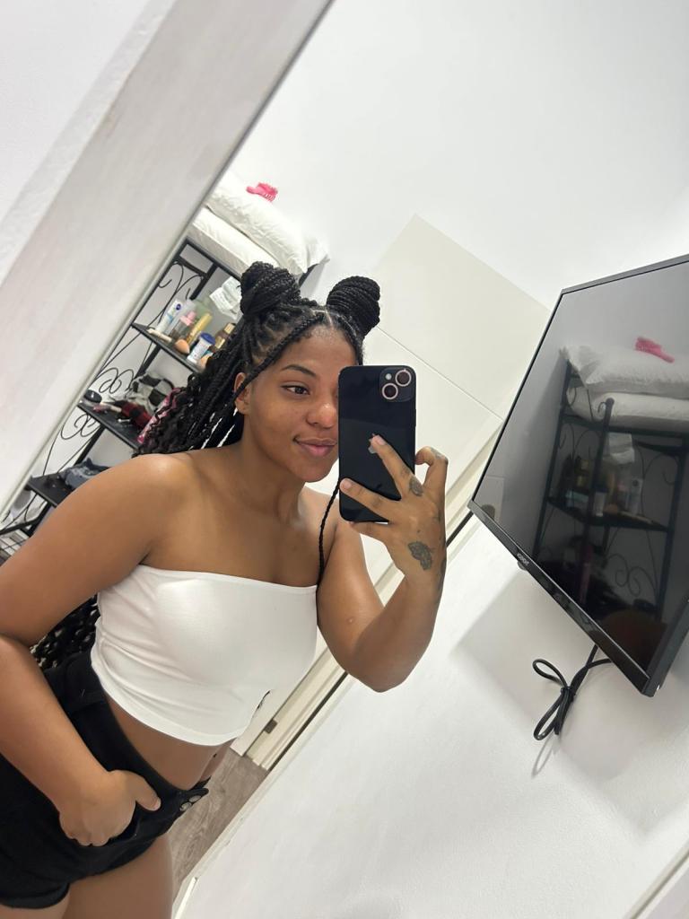 Chica busca chico en Sevilla: 