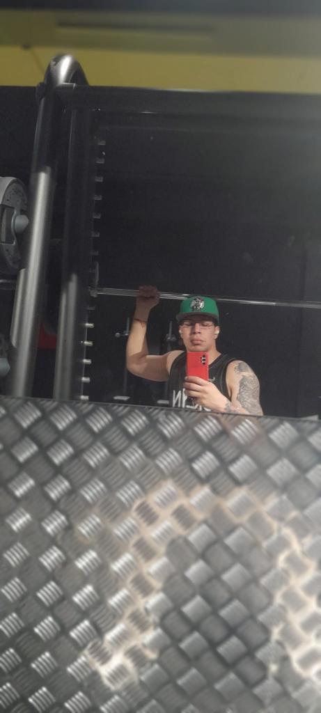 624721737: Chico busca chica en Zaragoza