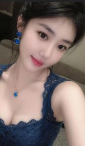 613883638: Chica busca chico en Barcelona