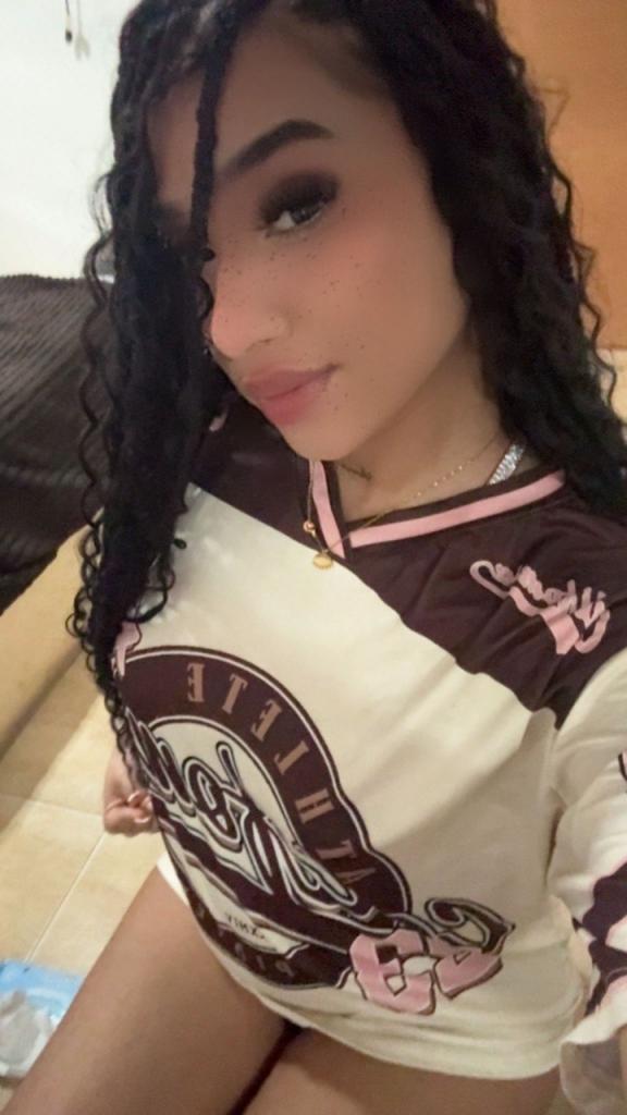 Chica busca chico en Málaga: Chica busca chico