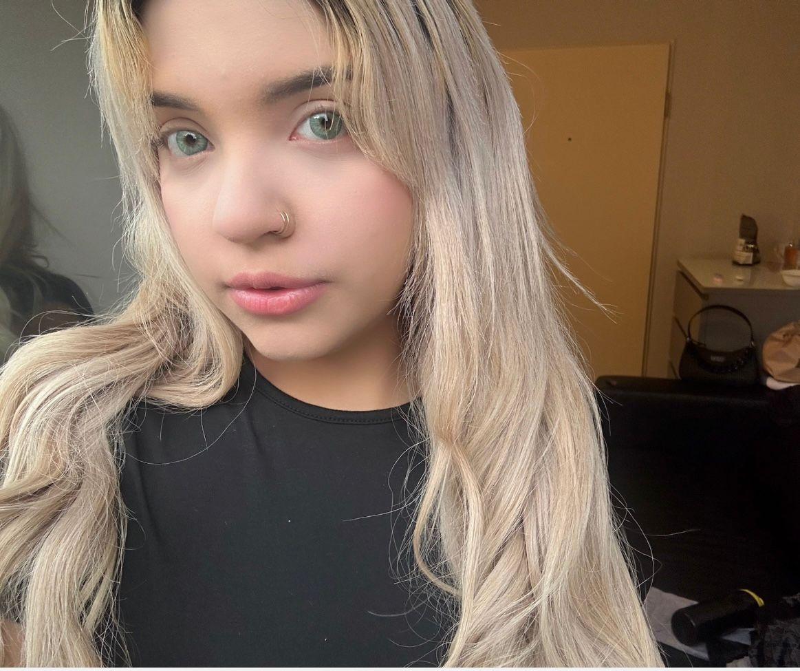 603410234: Chica busca chico en Barcelona