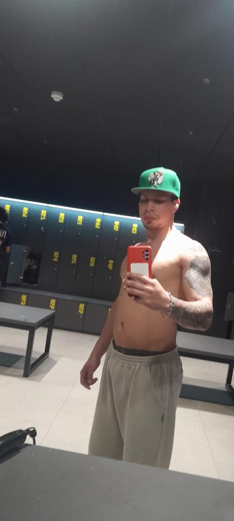 624721737: Chico busca chica en Zaragoza