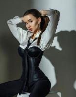 615587367: Chica busca chico en Castellón