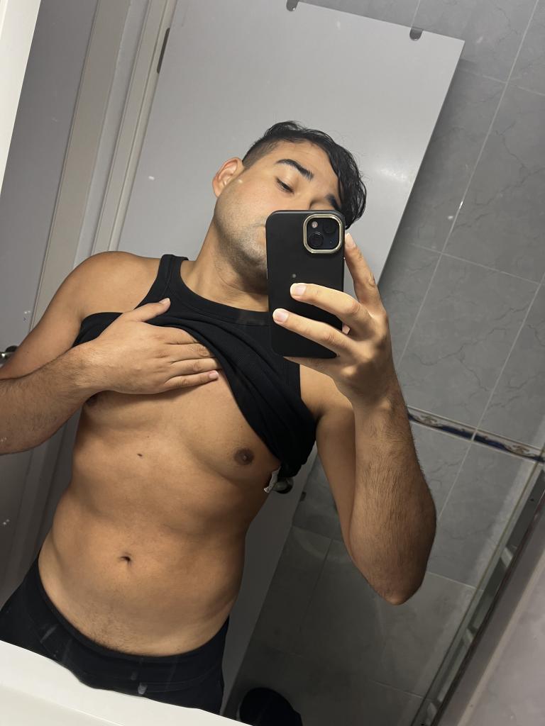 Chico busca chica en Pontevedra: 