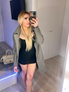 674759327: Chica busca chico en Málaga