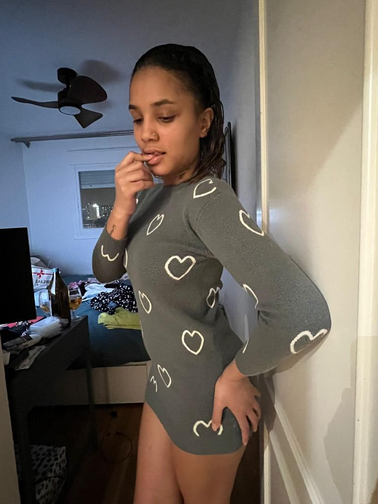 604930593: Chica busca chico en Madrid