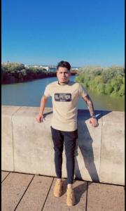 Chico busca chica en Las Palmas: 