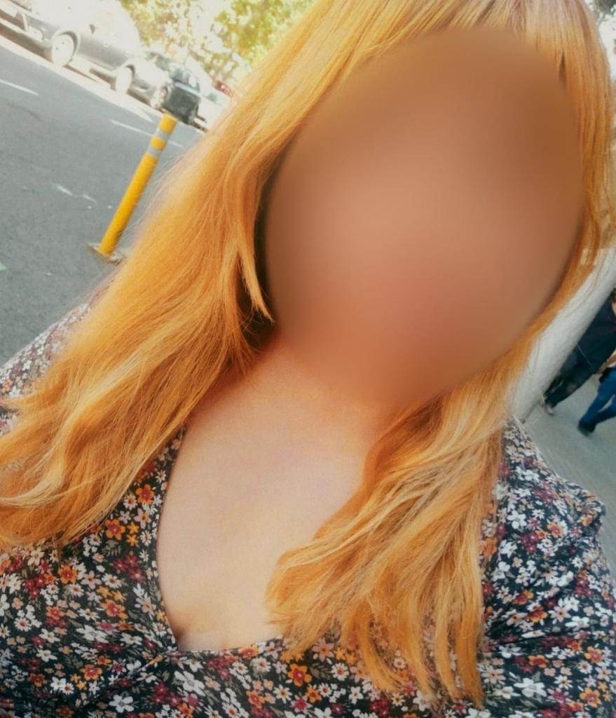 653513223: Chica busca chico en Barcelona
