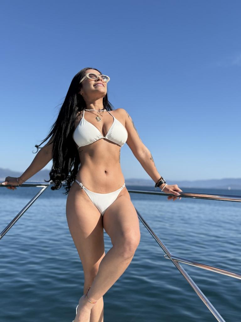 Chica busca chico en Sevilla: Chica busca chico