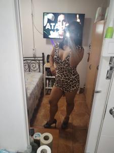 632697259: Chica busca chico en Barcelona