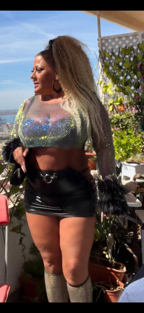 602464997: Chica busca chico en Alicante