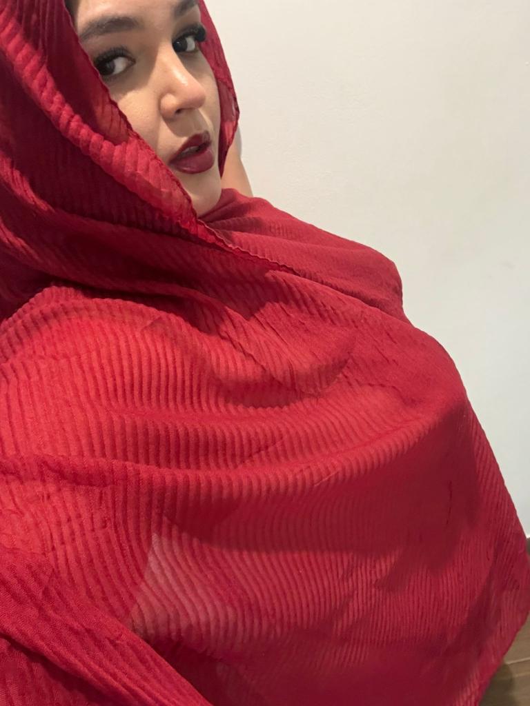 Chica busca chico en Granada: 