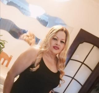 632867715: Chica busca chico en Cádiz