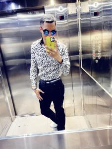 621099363: Chico busca chica en Valencia