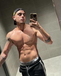 Chico busca chica en Barcelona: 