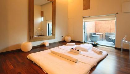 611823671: Chica busca chico en La Coruña