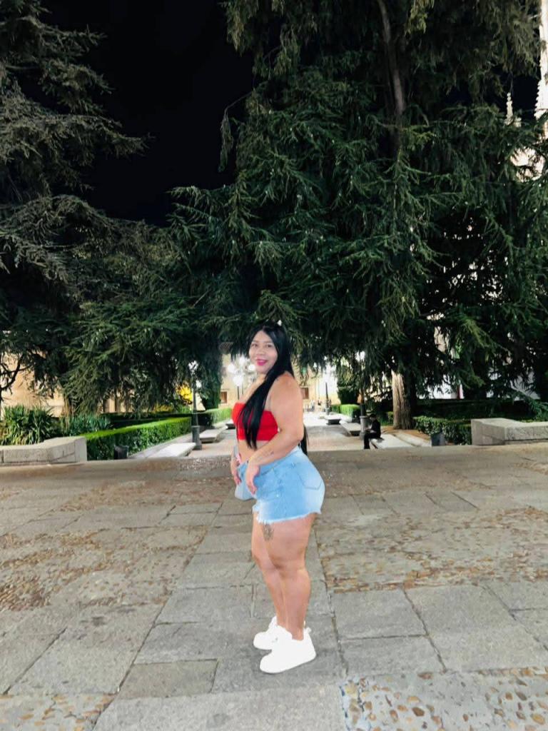 604237509: Chica busca chico en Salamanca