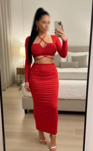 674058433: Chica busca chico en Granada