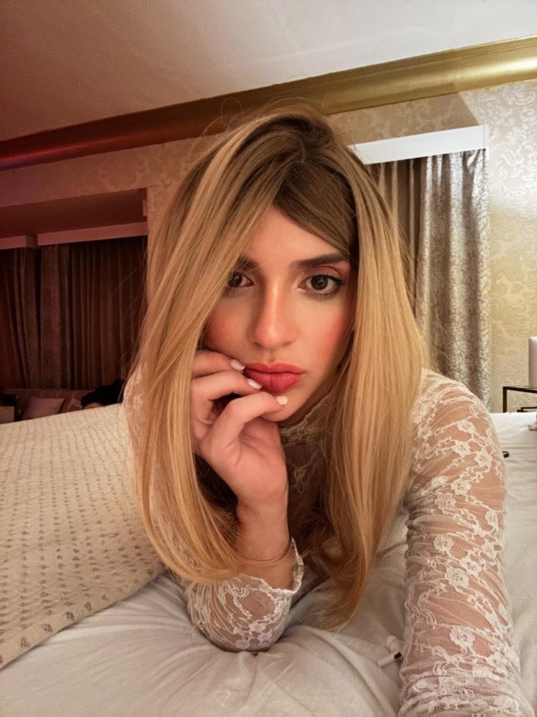 670868568: Travesti en Barcelona