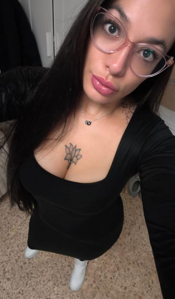 Chica busca chico en Cuenca: 