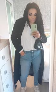 634644959: Chica busca chico en León