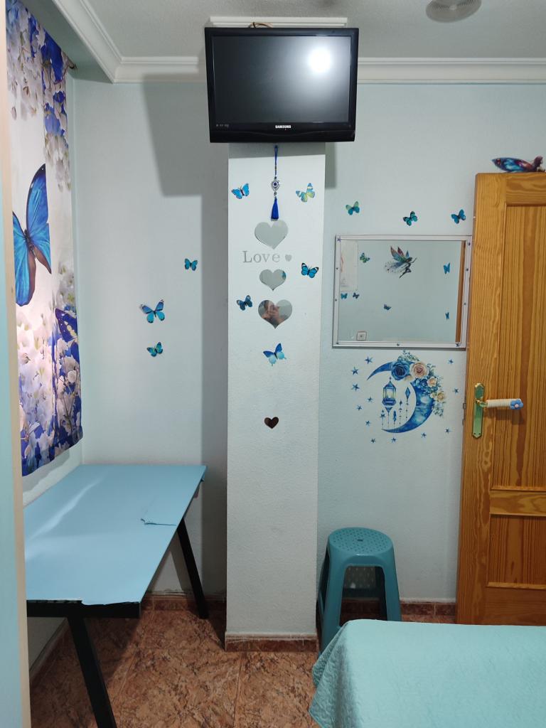 643267451: Chica busca chico en Murcia