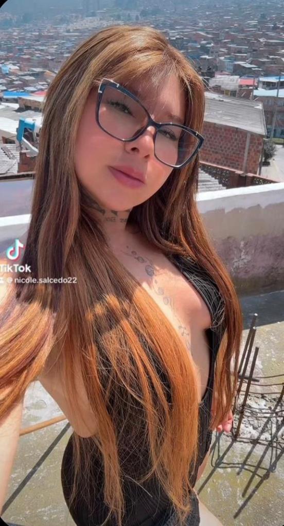 635831891: Chica busca chico en Las Palmas