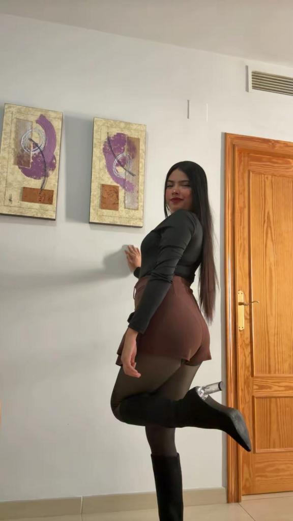 602073086: Chica busca chico en Asturias